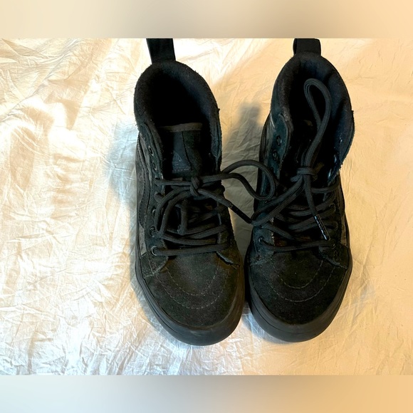 Vans Kids Boy Shoes:KIDS CAMO SK8 HI MTE SHOE BLACK - Picture 3 of 5